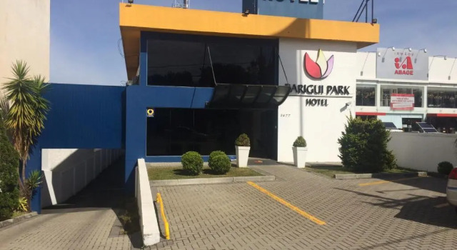 Barigui Park Hotel, Забронировать Отель Куритиба Парана, рядом с Парк Баригуи
