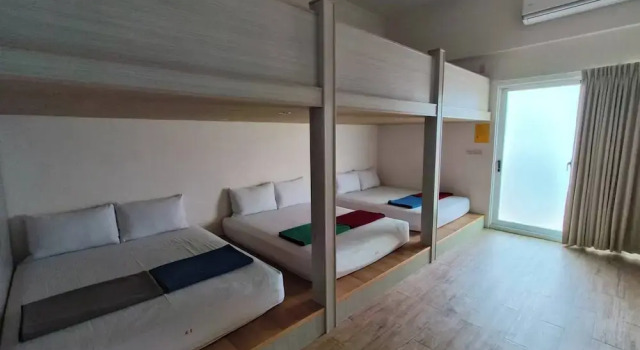 Семейный номер Standard с балконом и с видом на внутренний двор Moumoon B&B