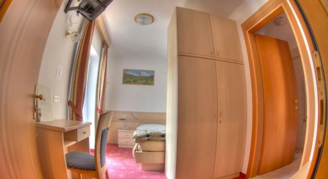 Одноместный номер Standard с балконом Hotel Cristallo