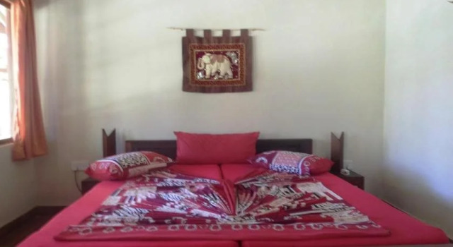 Puetz Travels Beach Resort, Buchen Sie Resort Hotels in Nordwestprovinz mit Pool, Schwimmbad