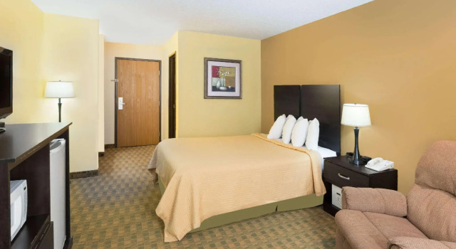 Двухместный номер Standard Econo Lodge Inn & Suites Yankton