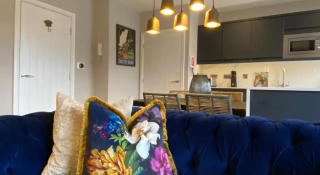 Апартаменты Deluxe The Shirt Factory Apartments