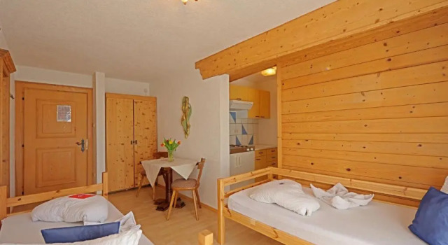 Четырёхместный номер Standard Hotel Traube