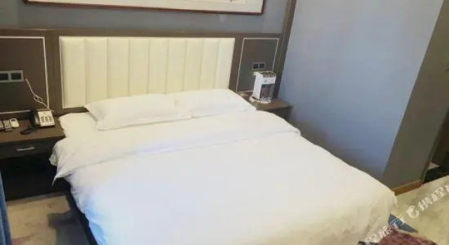 Super 8 Hotel (Chifeng government South Plaza store), Book Hotel Chifeng Inner Mongolia