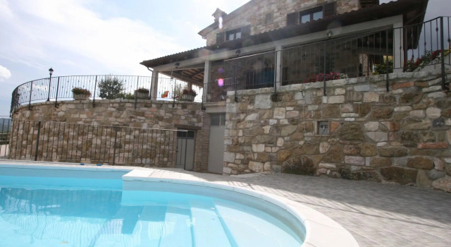 Scenic holiday home in Cagli with roofed terrace and bbq, Rezervovat Hotel Cagli 