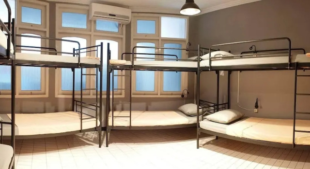 The Hostel - Adults Only, Reserva ahora Albergue Hostales en Surabaya, cerca de Taman Remaja Surabaya, Albergue