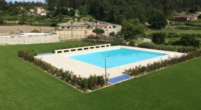 Vale de Rans - Country House, Rezerwuj Hotel Hotele w Paço de Sousa z parkingiem, Parking