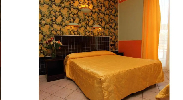Трёхместный номер Standard Hotel Esperia