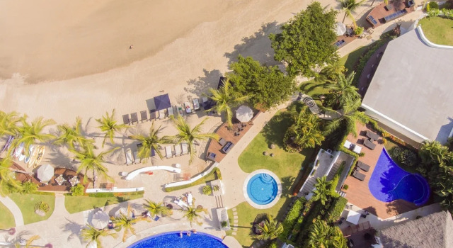 Kovay Gardens, Boek Hotel Cruz de Huanacaxtle 