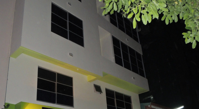 Off Day Inn, Prenota Hotel Hotel a Northern Atolls con pasti, Mezza/completa pensione