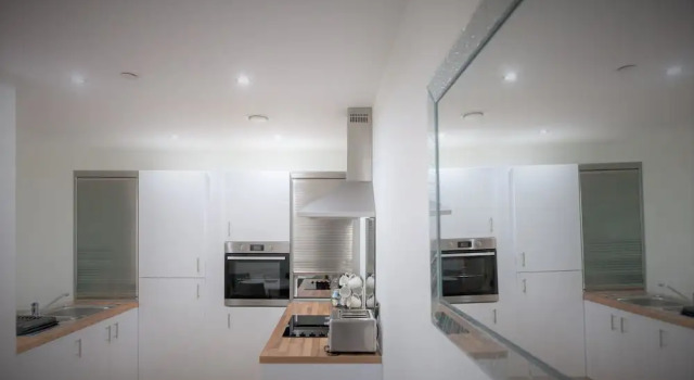 Апартаменты Luxury с 2 комнатами с частичным видом Beautiful Apartments in Media City