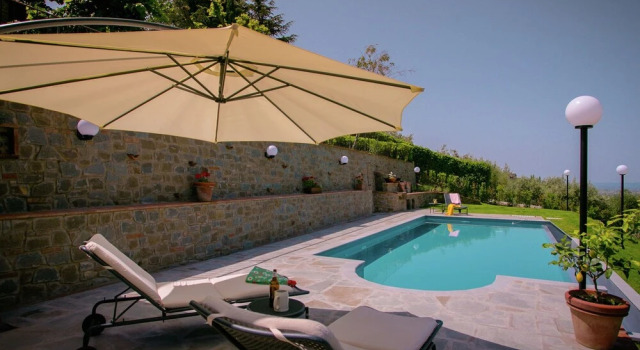 Rustic Villa in Cortona With Swimming Pool, Забронировать Вилла Виллы Кортона, Вилла