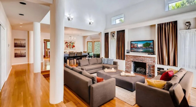 Amazing Quiet & Serene West Hollywood 5 Bedroom House Near Everything! (K1), Забронировать Апартаменты/квартира Апартаменты Уэст-Голливуда, Апартаменты/квартира