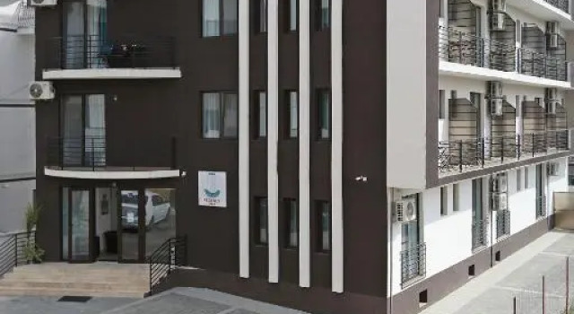 Regency Villa