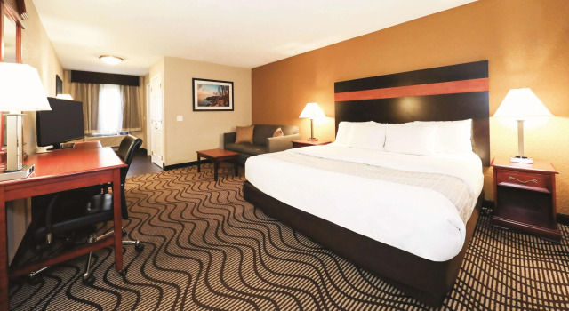 La Quinta Inn by Wyndham Sandusky near Cedar Point, Buchen Sie Hotel Sandusky South Ohio