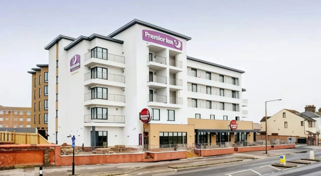 Premier Inn Southend On Sea, Забронировать Отель Отели Англии 3 звезды, 3*