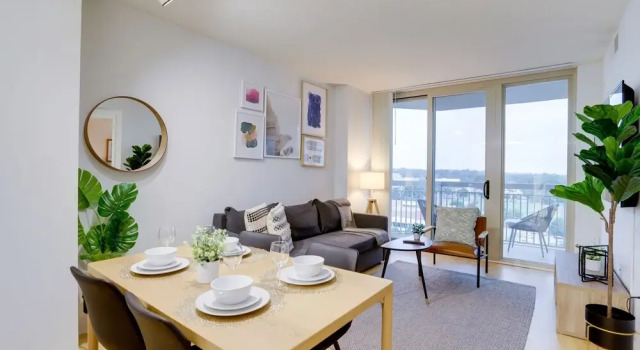 Spectacular 1 BR Condo at Ballston, Забронировать Отель Арлингтон 