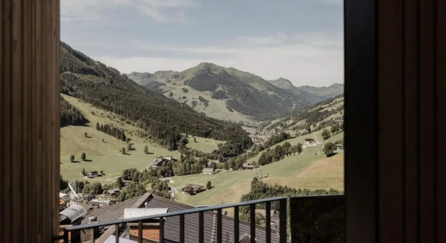 Апартаменты с балконом Landhaus Saalbach - Joker card included in summer