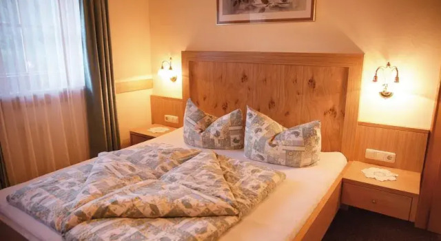Ferienwohnung Widkal, Rezerwuj Hotel Hotele w Tyrol z parkingiem, Parking