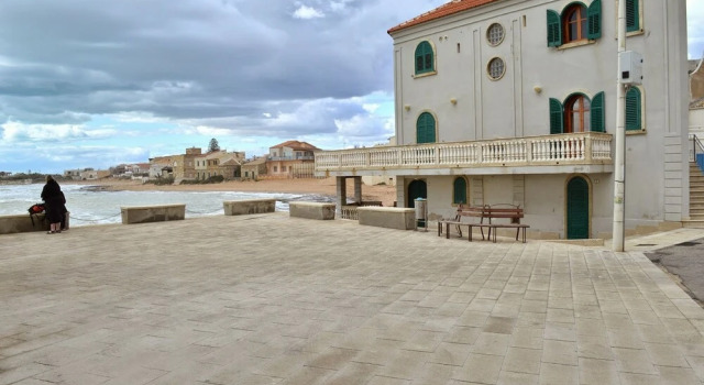 Eco-friendly Holiday Apartment Marina di Ragusa apt "il Gufo", Book Apartment Hotels in Sicily with Parking, Parking