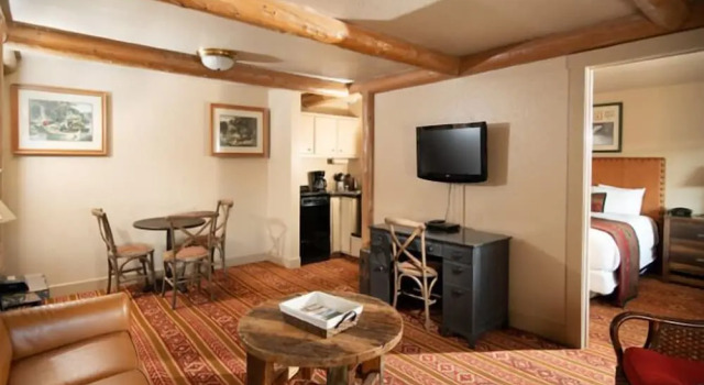 Номер Standard с 2 комнатами с красивым видом из окна Big Cedar Lodge