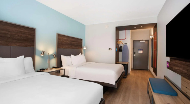Четырёхместный номер Standard Tru by Hilton Asheville Blue Ridge Parkway