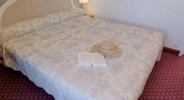 Logis De Broceliande, Rezerwuj Hotel  