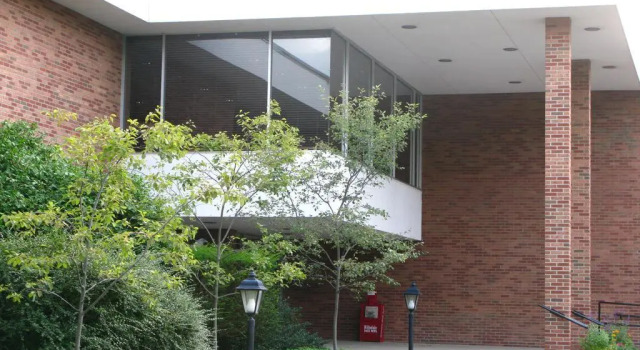 Hillsdale College Dow Hotel and Conference Center
