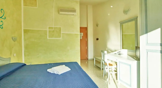 Двухместный номер Standard с балконом Hotel Jasmine