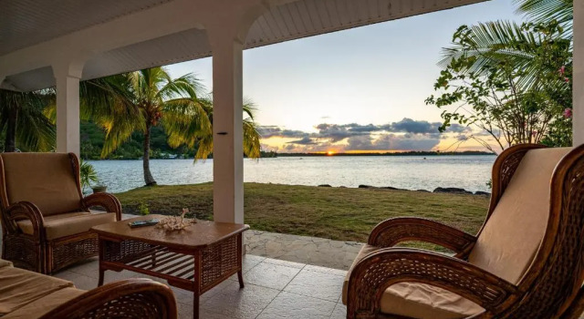 Коттедж Waterfront paradise 2 br; stunning sunsets