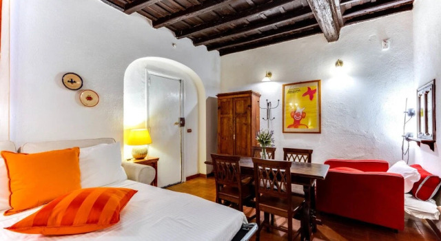 Lovely Studio Flat in the Heart of Trastevere, Забронировать Отель Трастевере Рим, рядом с Уста истины