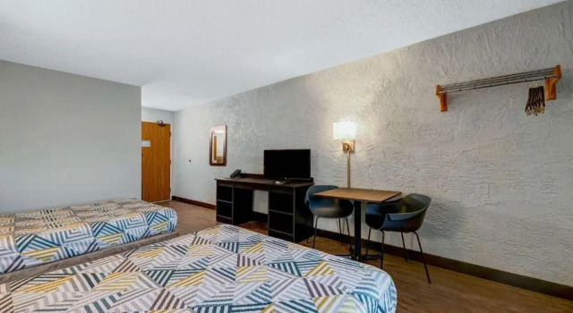 Четырёхместный номер Standard Motel 6-Elk Grove Village, IL - OHare