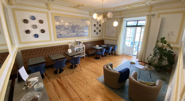 Rainbow Guesthouse 56, Забронировать Отель Авенидас-Новас Лиссабон, рядом с Станция метро Sao Sebastiao — Проспект Герцога Авила