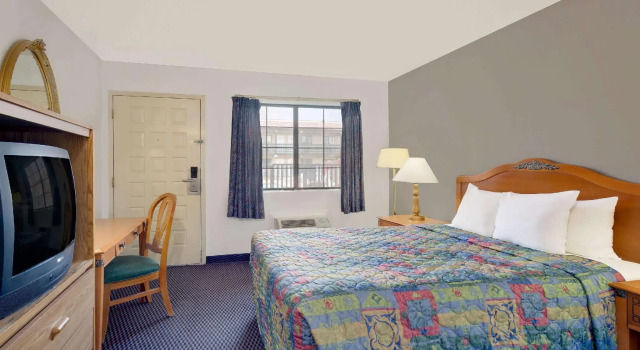 Двухместный номер Standard Days Inn & Suites by Wyndham Needles