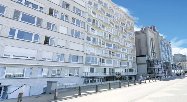 Simplistic Apartment in Blankenberghe near Belgium Pier, Rezerwuj Apartament Hotele w Bruksela z parkingiem, Parking