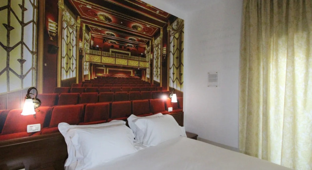 Двухместный номер с балконом Отель Sovrana Hotel & SPA