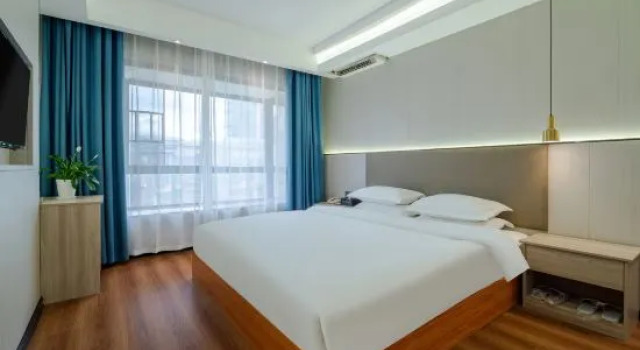 Люкс Business Xiangfu Business Hotel (Yongzhou Vocational and Technical College)