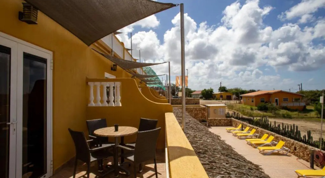 Апартаменты Hillside Resort Bonaire