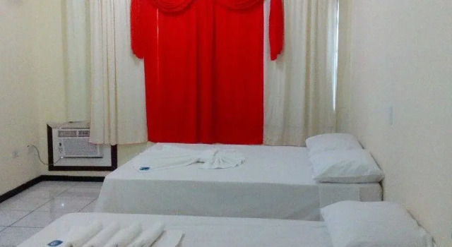 Cavalo Forte Palace Hotel, Забронировать Отель Отели Фос-ду-Игуасу с парковкой, рядом с Brazilian Customs Office, Парковка