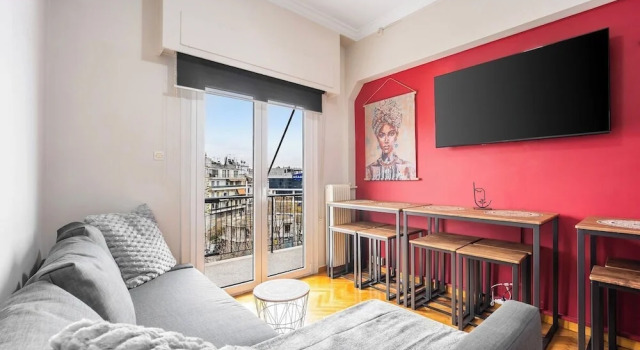 Sunny Cozy 3bd apt Just a min Away to Acropolis