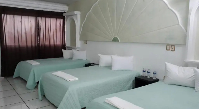Трёхместный номер Standard Hotel Di-An