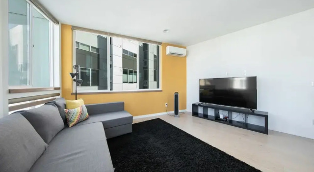 Hosteeva Modern Townhome w Rooftop, Забронировать Отель Бизнес-отели Сиэтла, рядом с Broadway Center for the Performing Arts, 4* 5*