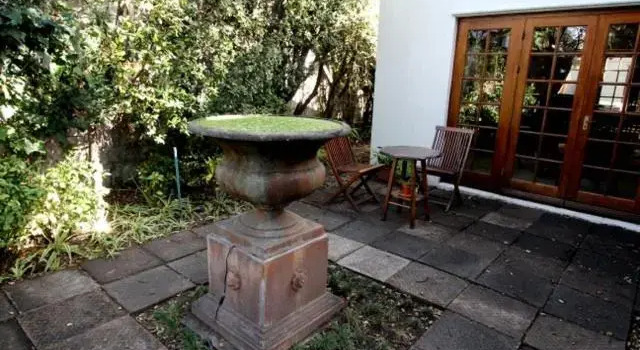 The Bergzicht Guest Suite, Забронировать Гостевой дом Гостевые дома Кейптауна, рядом с Claremont Railway Station, Гостевой дом