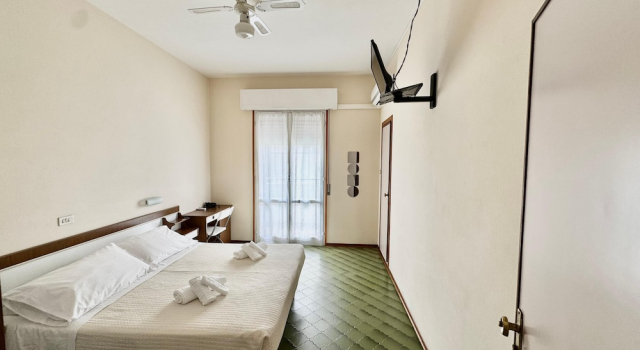 Двухместный номер Standard с балконом и с видом на море Hotel B&B Avana