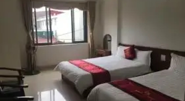 H ng NhAt Hotel, Забронировать Отель Шапа Лаокай, рядом с Рынок Сапа