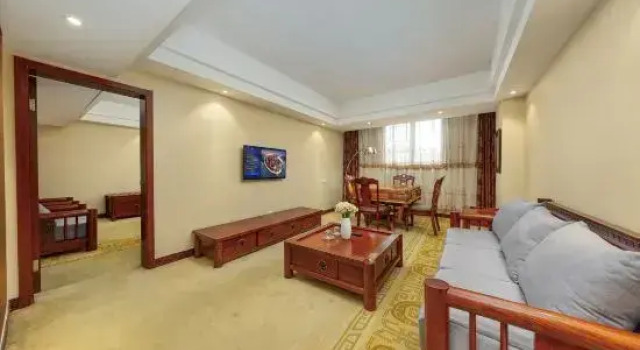 Люкс Business Vienna International Hotel Xian Dayan Tower