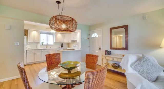Hutchinson Island Vacation Rental with Beach Access, Buchen Sie Ferienwohnung Fort Pierce Shores Florida