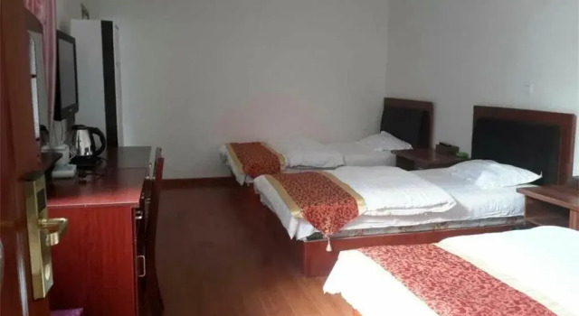 Qingxi Guotai Hotel, Prenota Hotel Hotel a Sichuan con parcheggio, Parcheggio