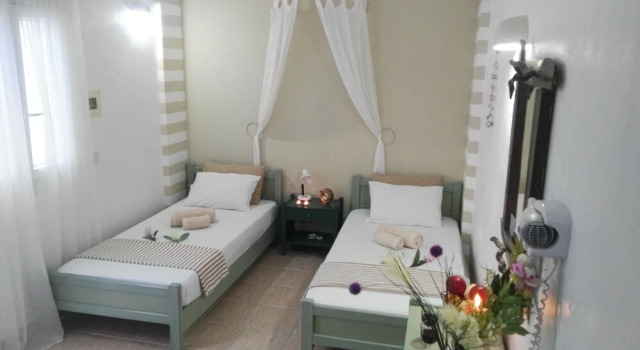 Alea Milos, Prenota Hotel Hotel a Milo con parcheggio, Parcheggio
