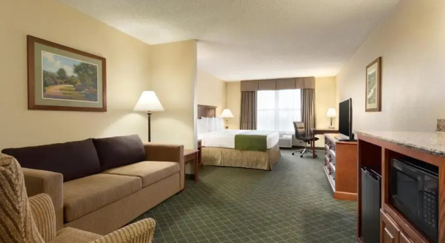 Люкс Country Inn & Suites by Radisson, Boise West - Meridian
